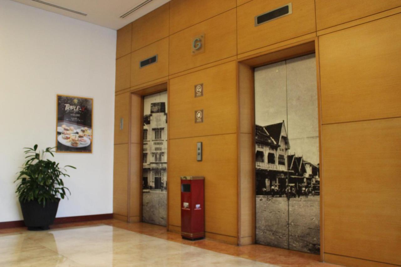 Grand Surya Hotel Kediri Кедири Екстериор снимка