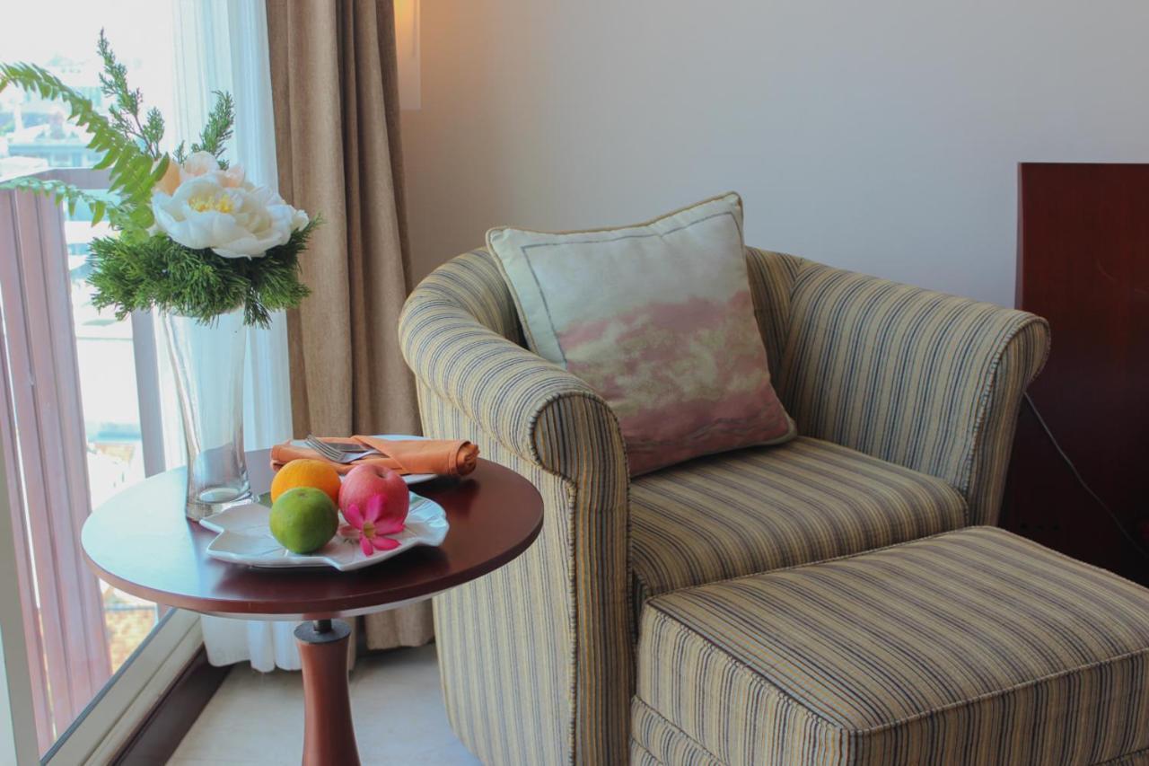 Grand Surya Hotel Kediri Кедири Екстериор снимка