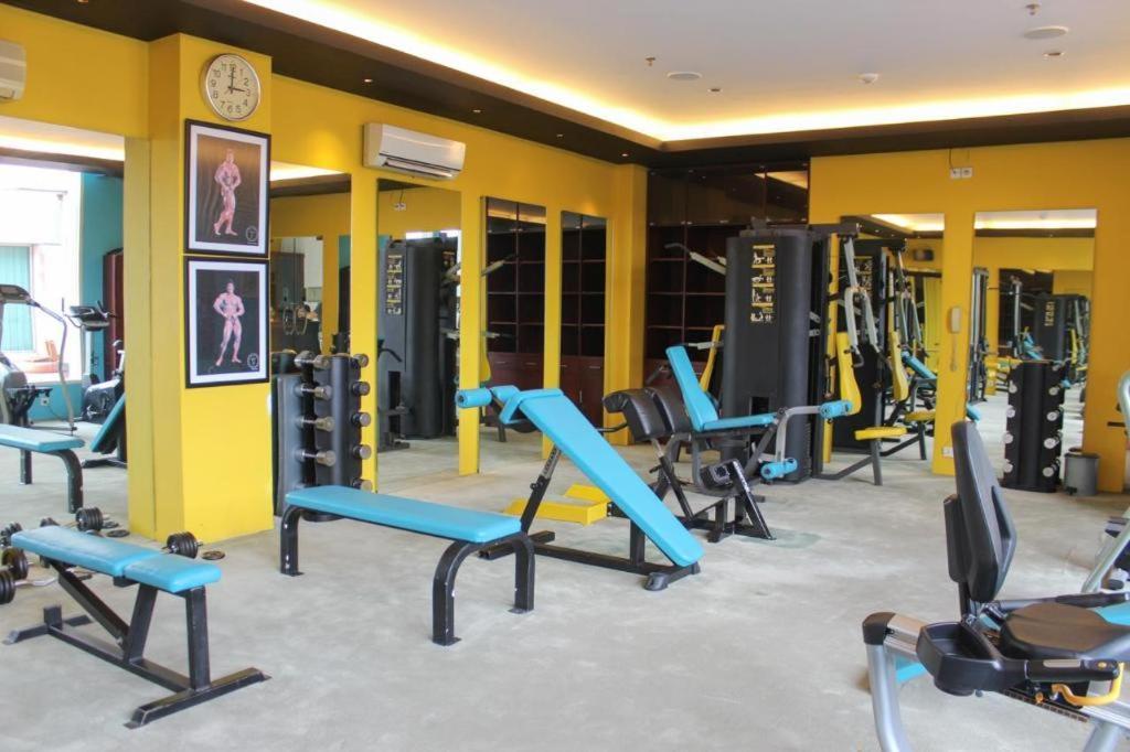 Grand Surya Hotel Kediri Кедири Екстериор снимка